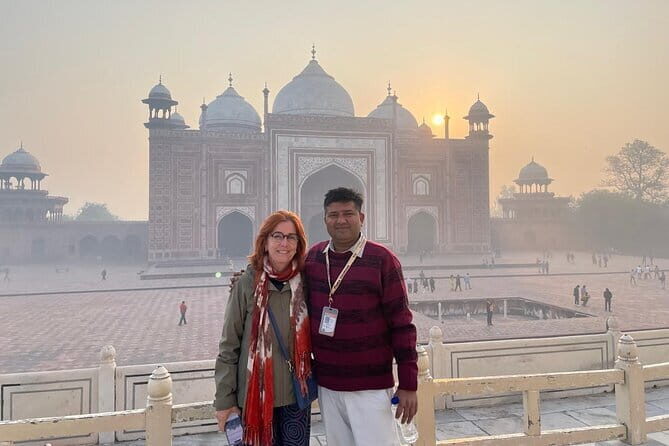 Avail Tour Guide in Fatehpur sikri & Skip the line - FAQs