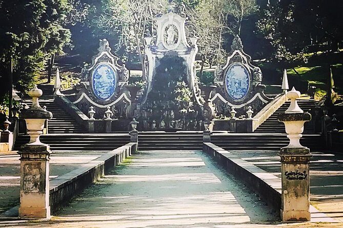 Aveiro and Coimbra from Porto with Moliceiro Boat Trip - Key Points