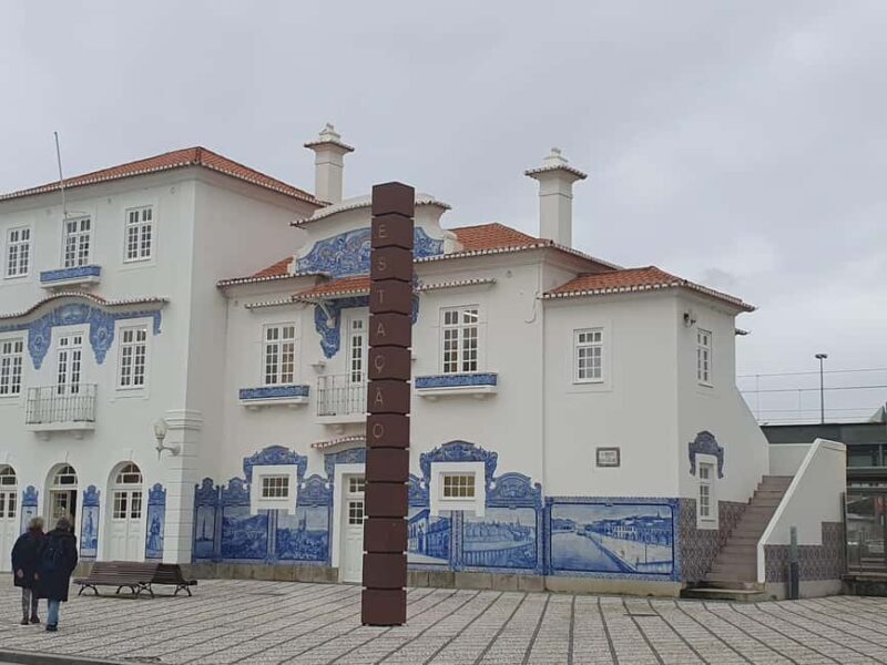 Aveiro and Coimbra private tour from Porto - Key Points
