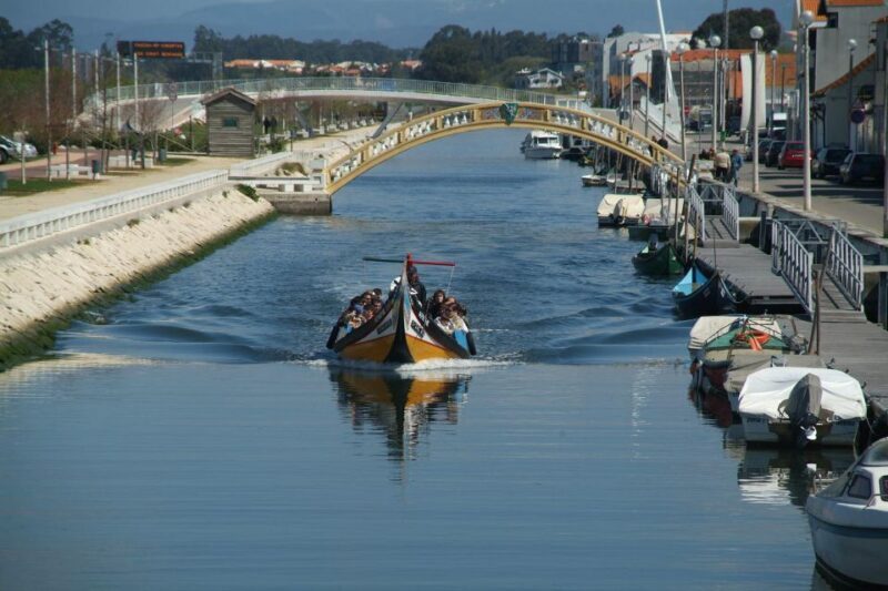 Aveiro Essential: Boat, Walking Tour, Sweets & Ribbons - FAQs