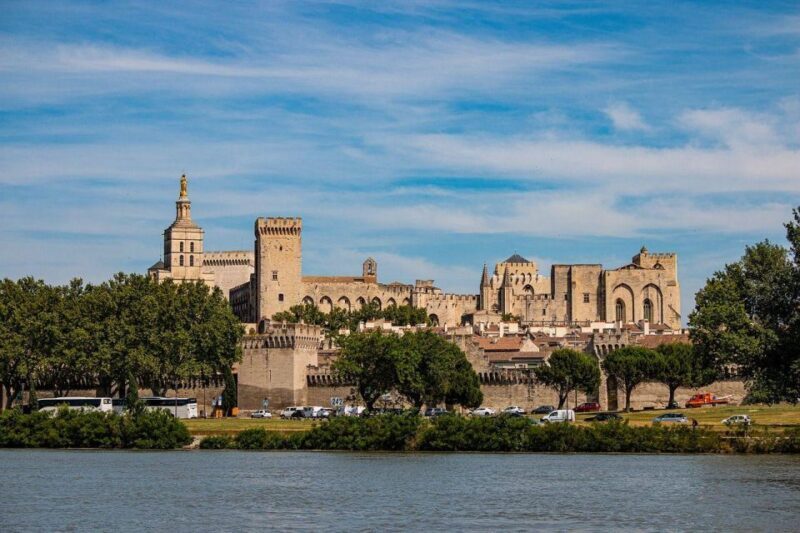 Avignon: Private Guided Walking Tour - The Sum Up