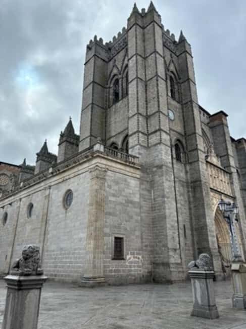 Avila: Half-day private tour in a minivan from Madrid - Practical Tips