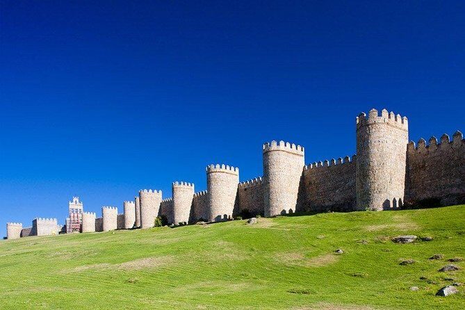 Avila & Segovia Tour with Tickets to Monuments from Madrid - FAQs
