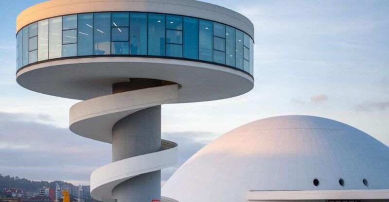 Aviles: Walking tour of the Historic Center - What to Expect: From Monuments to Views