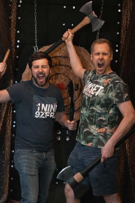 AXE THROWING & ENJOYING DRINKS IN COLOGNE'S FIRST AXE THROWING BAR - Review of the Axe Throwing & Drinks Experience in Cologne’s First Axe Throwing Bar