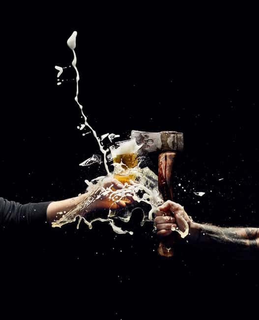 AXE THROWING & ENJOYING DRINKS IN COLOGNE'S FIRST AXE THROWING BAR - The Sum Up