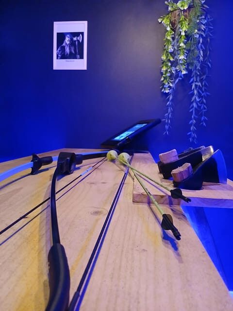 AXE THROWING TENERIFE - Who Should Consider This Experience?