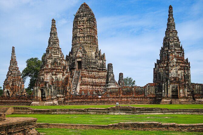 Ayutthaya Landmark Tour for Floating Market & Famous Temples - Practical Considerations