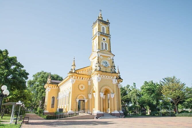 Ayutthaya Temples and Canal Full Day Tour from Bangkok - Who Should Consider This Tour?
