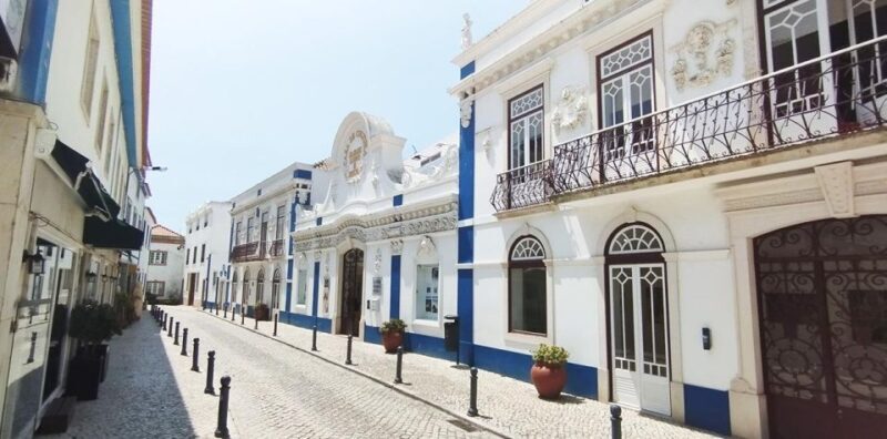 Azenhas do Mar, Ericeira & Mafra - Private Tour from Lisbon - Ericeira: Portugal’s Surfing and Fishing Treasure