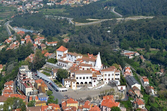 Azenhas do Mar, Palacio da Pena, Regaleira and Castelo dos Mouros. - FAQ
