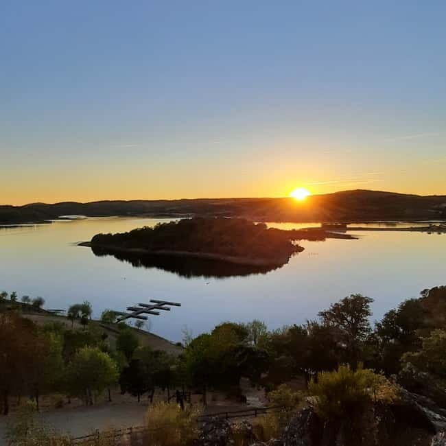 Azibo, eco -boat trip - The Sum Up