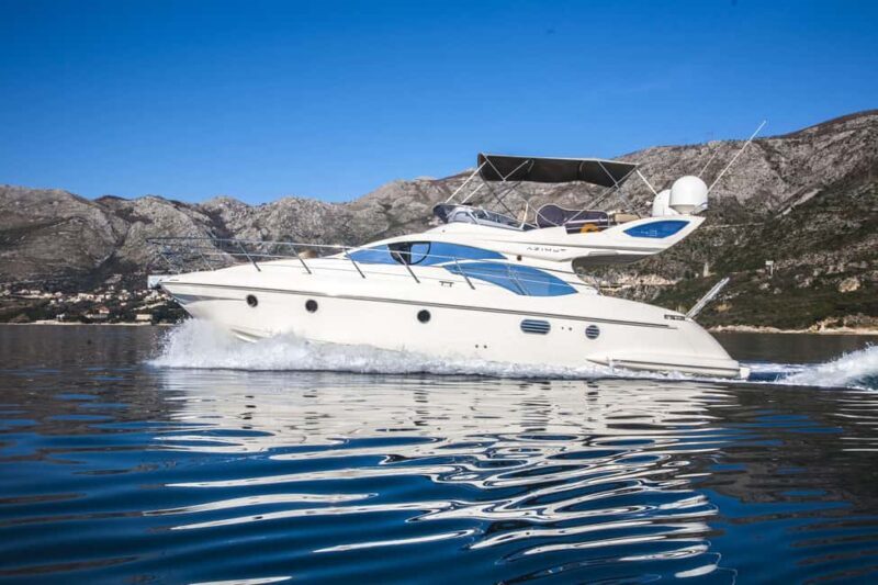 Azimut 43 Fly Private Boat Tour - Key Points