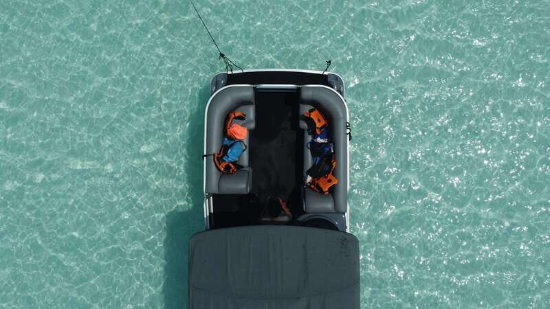 Bacalar: 3-hr Pontoon Boat Tour with Beach Club + Kayaks - Key Points