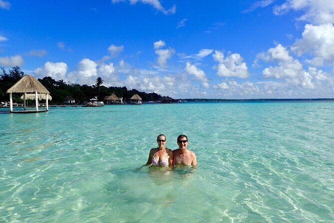 Bacalar, colorful lagoon. Magical experience in 1 day with lunch and transport - Authenticity and Traveler Perspectives
