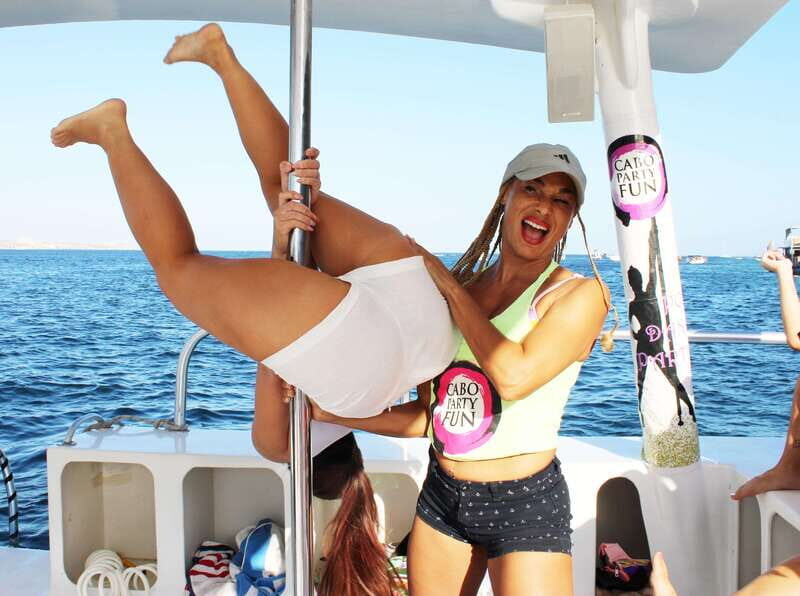 BACHELORETTE PARTY BOAT | Pole Dance Private Charter Boat - Key Points