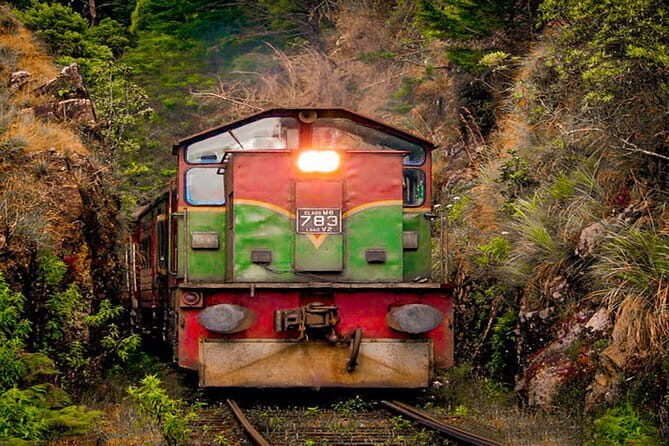 Badulla to Colombo train ride on (Train No: 1016 "Udarata Menike") - Key Points