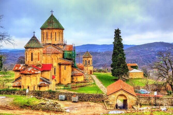 Bagrati Cathedral, Gelaty Monastery, Motsameta Monastery from Kutaisi - A Deep Dive into the Itinerary