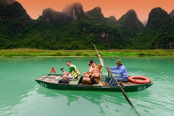 Bai Dinh pagoda - Trang An 1 day with Limousine bus - The Pickup and Transportation