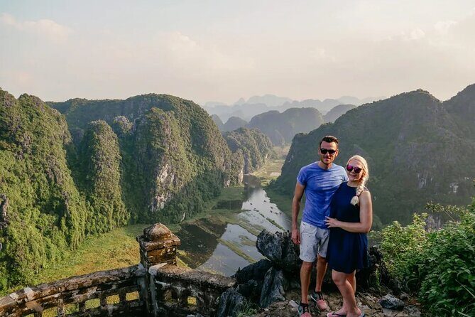 Bai Dinh - Trang An boat- Mua cave with Limousine & Lunch (Full day) - FAQ