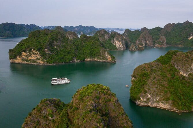 Bai Tu Long Bay Overnight Cruise from Hanoi Inlcuded Transfer - Key Points