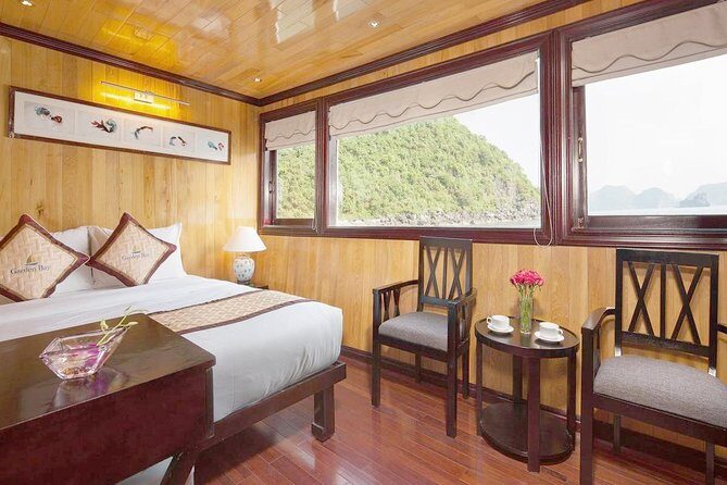 Bai Tu Long boutique & budget cruise 2D: Kayaking, swimming at pristine palaces - An In-Depth Look at the Bai Tu Long Boutique & Budget Cruise