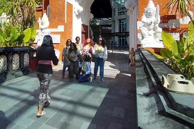 Bali airport transfer check in or check out Ubud area - FAQ