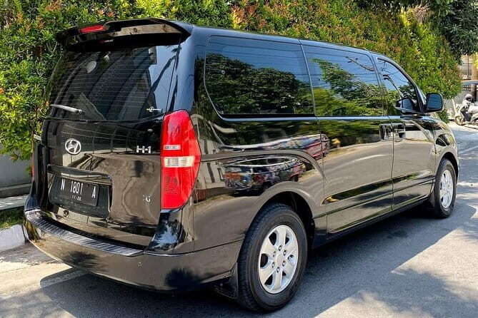 Bali Airport Transfer Check in or Check out Ubud Area Luxury Car - A Deep Dive into the Bali Airport Transfer Experience