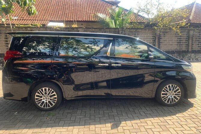 Bali Airport Transfer Check in or Check out with VIP Luxury Car - The Experience: What You Can Expect from This Bali Airport Transfer