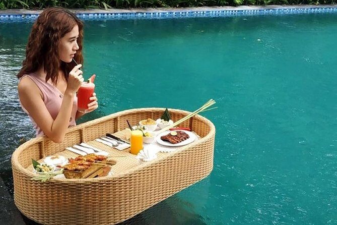 Bali Floating Pool Lunch at Beach View Restaurant Nusa Dua - What is the Bali Floating Pool Lunch?