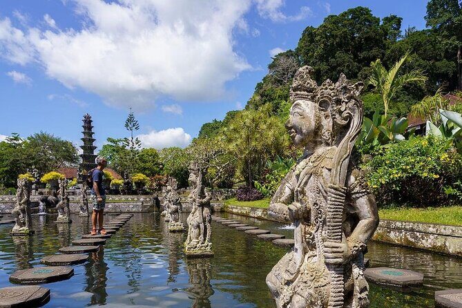 Bali Gate of Heaven Temple, Waterfall, Water Palace & Swing - The Experience: What You Can Expect