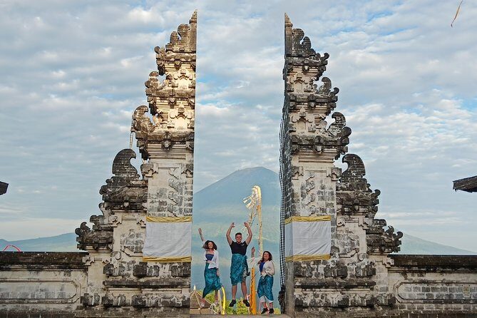 Bali : Lempuyang Gate Heaven,Tirtagangga & Tibumana Waterfall - Practical Tips