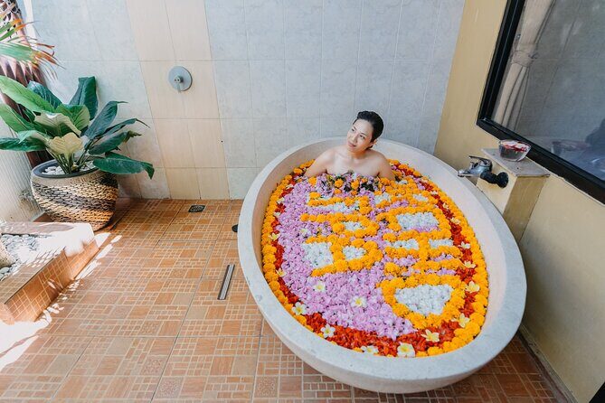 Bali Luxury Spa 2 hour Treatment massage and flower bath - The Experience in Detail