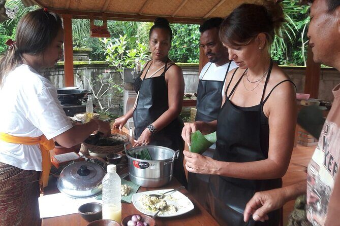 Bali Private Balinese Cooking Class in Ubud Bali - Key Points
