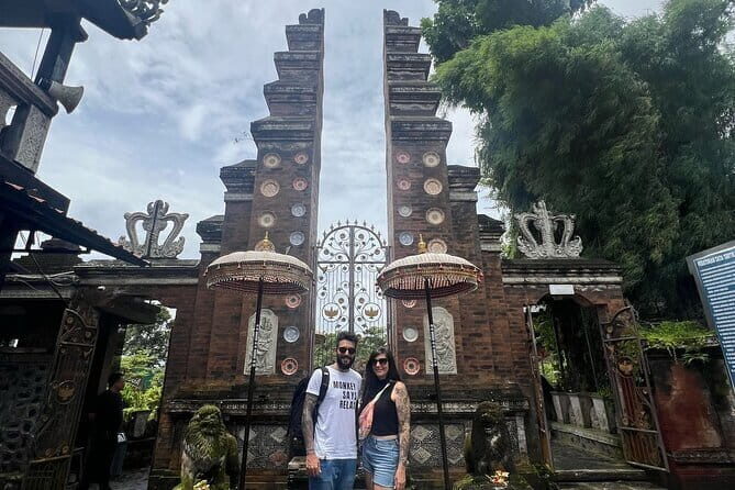Bali Private Driver (Airport pickup, Customize Tour,Group Tour) - The Sum Up
