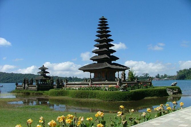 Bali Private Tour: Ulun danu Temple, Iconic Handara Gate & Tanah lot sunset. - What’s Included and What’s Not