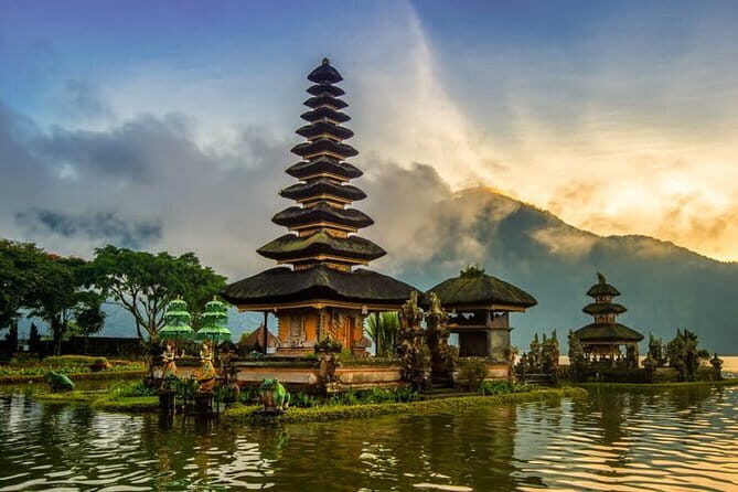 Bali Tour: Tanah Lot, UNESCO Rice Terrace and Water Temple - The Value of This Tour