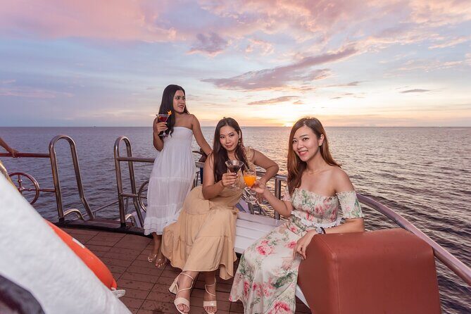 Baliblue Sunset Yacht Party Cruise with Music and Dancer - The Experience Breakdown