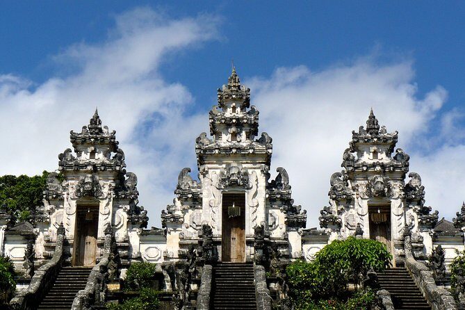 Balinese Cooking Class / Market Buy ~ Cook ~ Eat.Learn to cook authentic Balinese food!With happy recipe / Round trip hotel transfer included - Authenticity and Quality: What Sets This Tour Apart