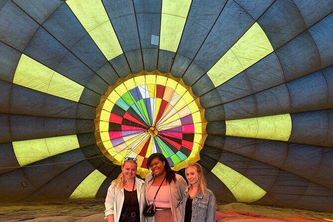 Balloon flight over Teotihuacan + Breakfast in Cueva + Transportation - FAQ