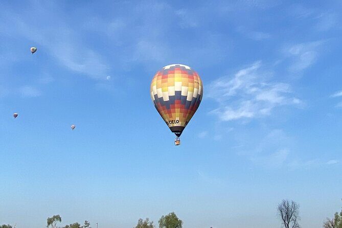 Balloon flight + Transportation + Breakfast in Cave or buffet + Pyramids - Frequently Asked Questions
