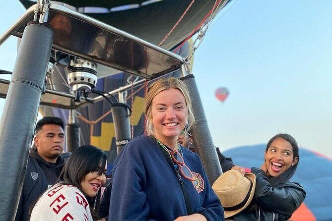 Balloon flight with breakfast in Cave and Pyramids from CDMX - A Full Breakdown of the Tour Experience