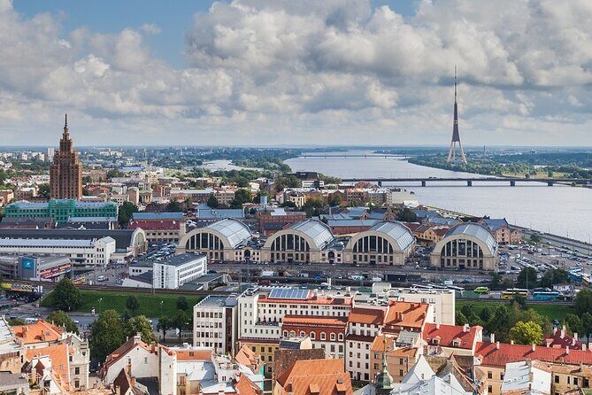 Baltics in a nutshell private 3 day tour - Transportation, Guides, and Overall Value
