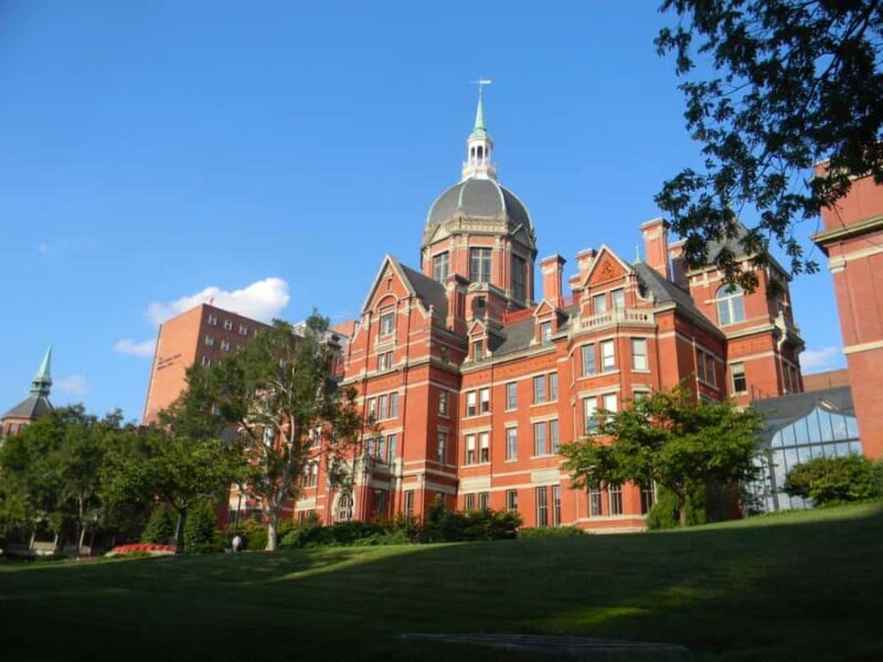Baltimore: Johns Hopkins University Guided Walking Tour - The Milton S. Eisenhower Library and Other Landmarks