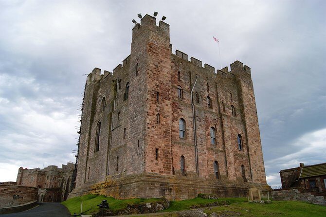 Bamburgh and Lindisfarne Day Tour - What’s Included and What You Should Consider
