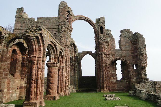 Bamburgh and Lindisfarne Day Tour - The Value of the Tour