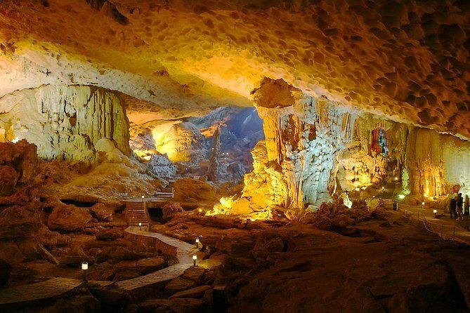 Ban Gioc Waterfall 2D1N From Hanoi Including Nguom Ngao Cave - Practical Tips for the Trip