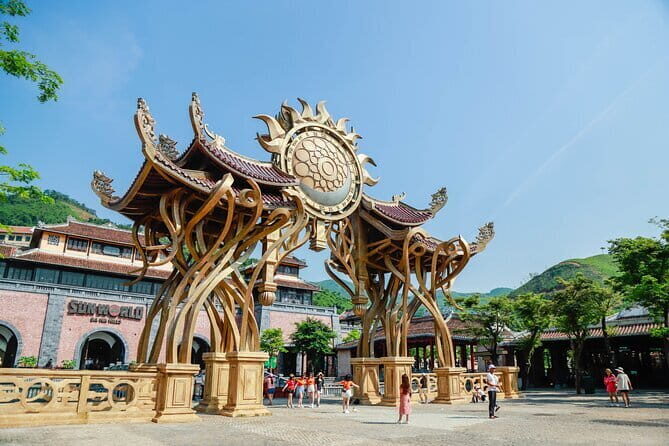 Bana Hills - Golden Hand Bridge Full Day Tour - Authentic Traveler Experiences and Insights