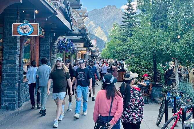 Banff and Yoho Lakes with Takakkaw Falls Group Tour - Who Will Love This Tour?