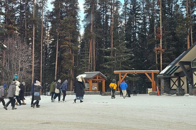 Banff and Yoho Winter Wonderland Private Tour - FAQs